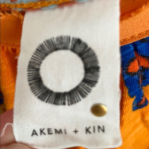 Akemi + Kin Top - Picture 4 of 8